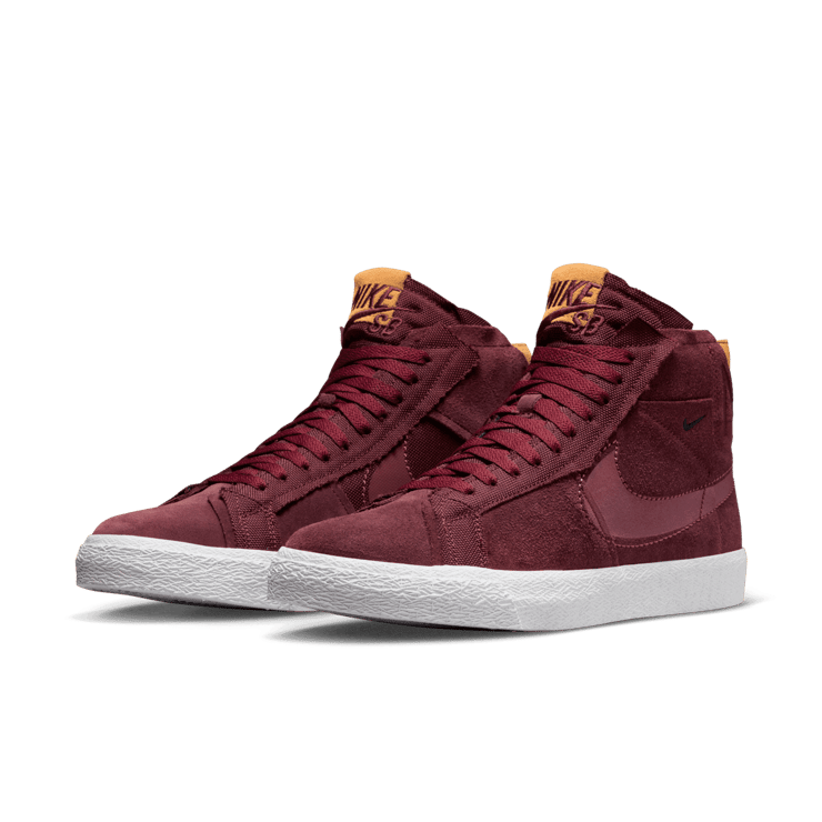 Nike SB Zoom Blazer Mid Patchwork Night Maroon Angle 2