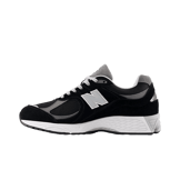 New Balance 2002R Gore-Tex Black Castlerock Angle 0