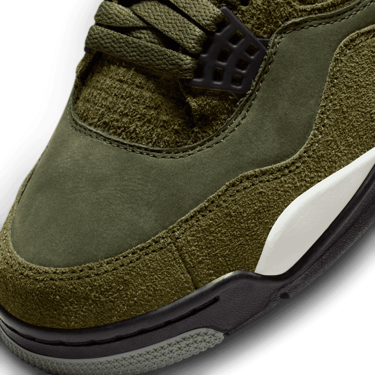 Air Jordan 4 Retro SE Craft Olive Angle 4