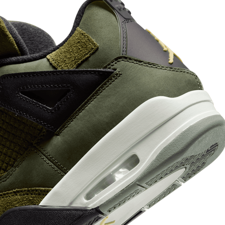 Air Jordan 4 Retro SE Craft Olive Angle 5