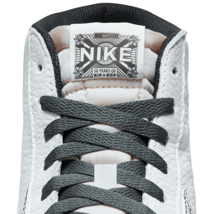 Nike Blazer Mid EMB Classics Angle 6