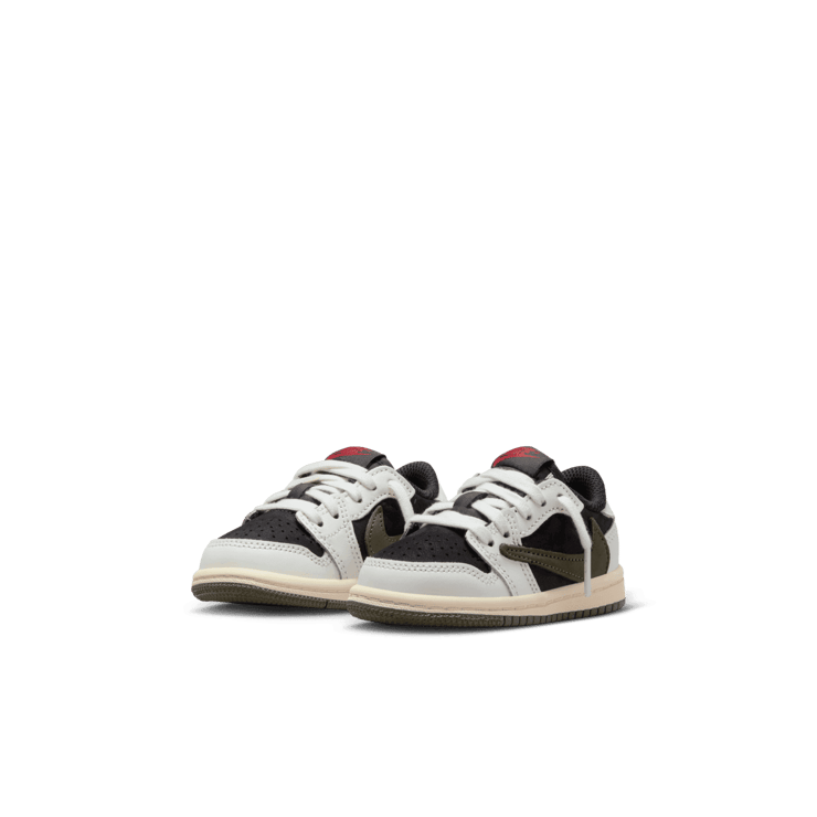 Air Jordan 1 Retro Low Travis Scott Olive (TD) Angle 2