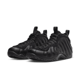 Nike Air Foamposite One Anthracite (2023) Angle 2