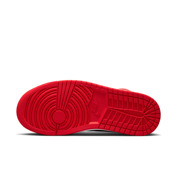 Air Jordan 1 Retro High OG Satin Bred (W) Angle 0