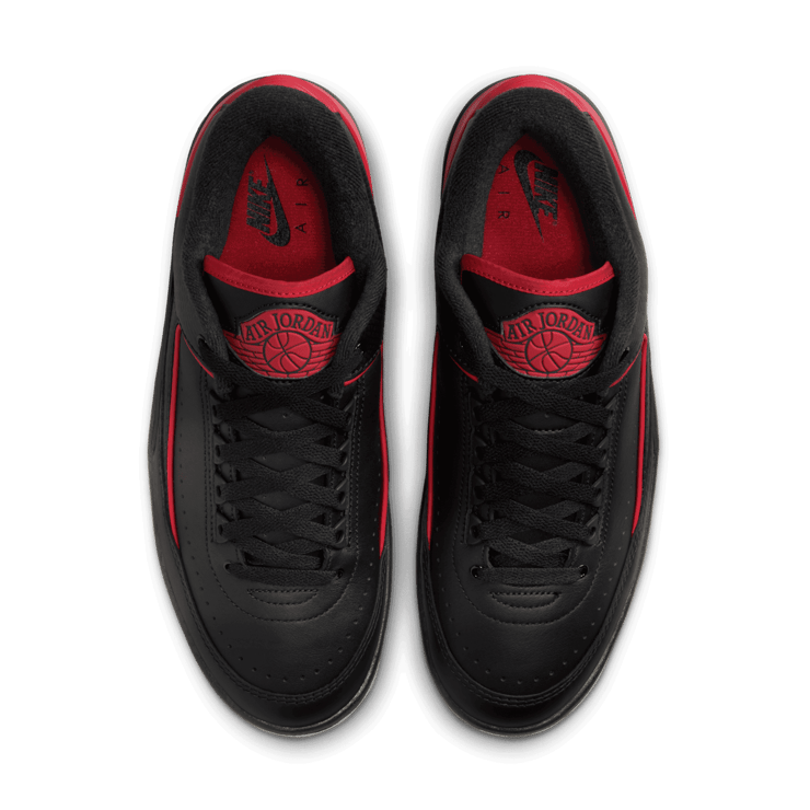 Air Jordan 2 Retro Low X-Mas Angle 1