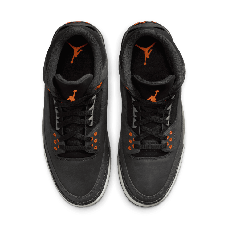Air Jordan 3 Retro Fear (2023) Angle 1