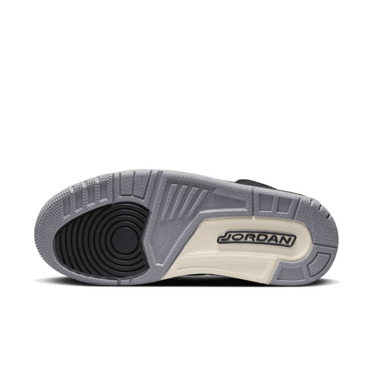 Air Jordan 3 Retro Off Noir Cement (W) Angle 0