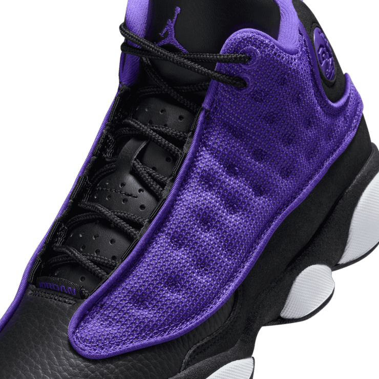 Air Jordan 13 Retro Purple Venom (GS) Angle 4