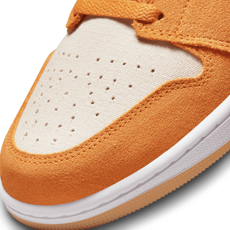 Jordan 1 Low Light Curry Angle 4