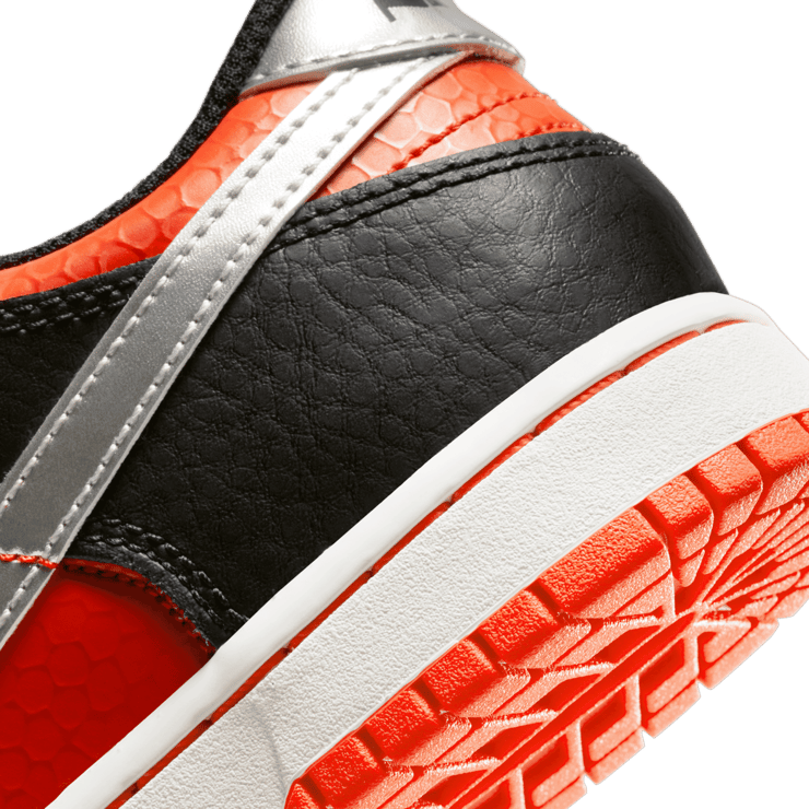Nike Dunk Low Martian (PS) Angle 5