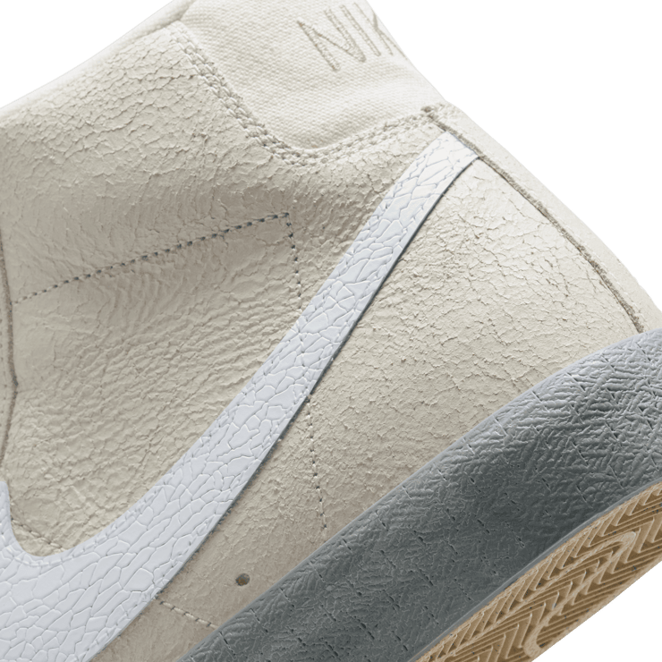 Nike Blazer Mid '77 EMB Summit White Phantom Angle 5