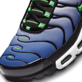 Nike Air Max Plus Icons Angle 3