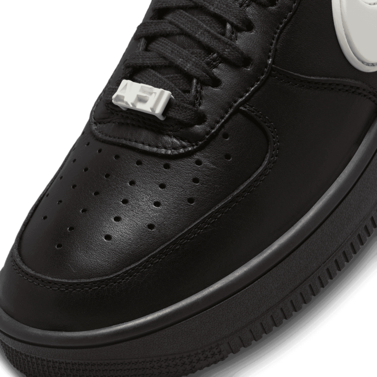 Nike Air Force 1 Low Ambush Black Angle 4
