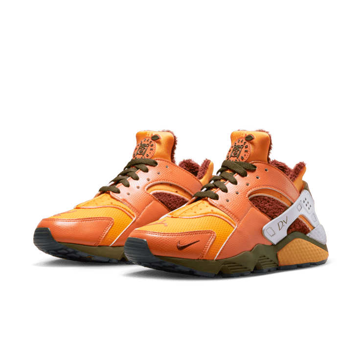 Nike Air Huarache Doernbecher Dario Villaseñor Valdivia Angle 2