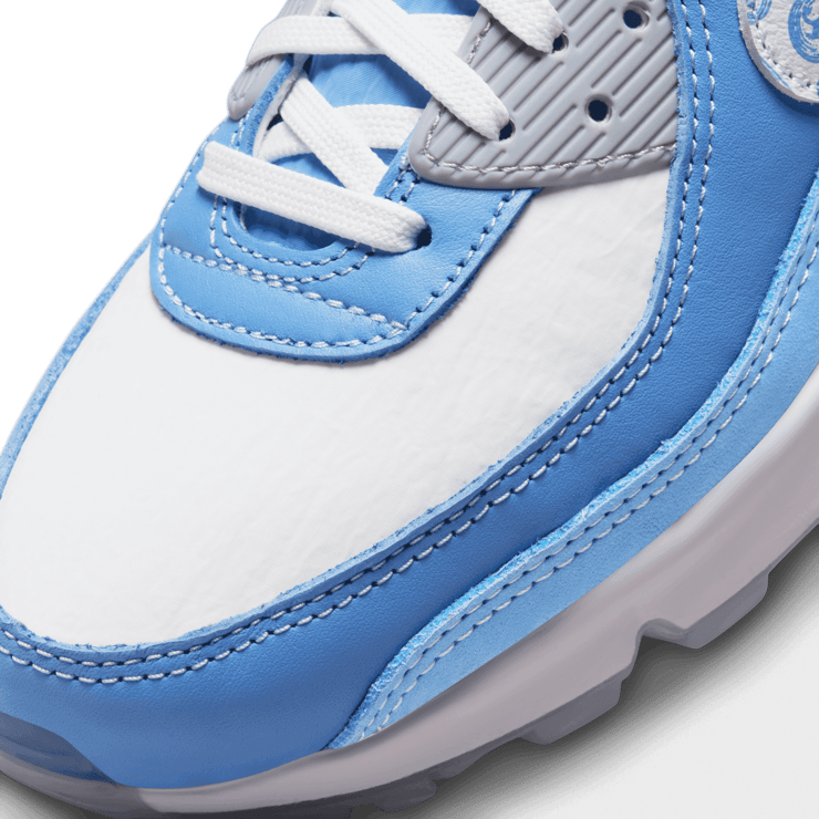 Nike Air Max 90 Doernbecher Emerson Harrell Angle 4