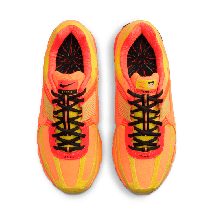 Nike Zoom Vomero 5 Doernbecher Jaren Heacock Angle 1