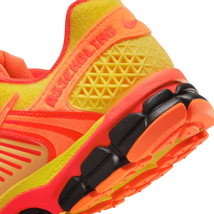 Nike Zoom Vomero 5 Doernbecher Jaren Heacock Angle 5