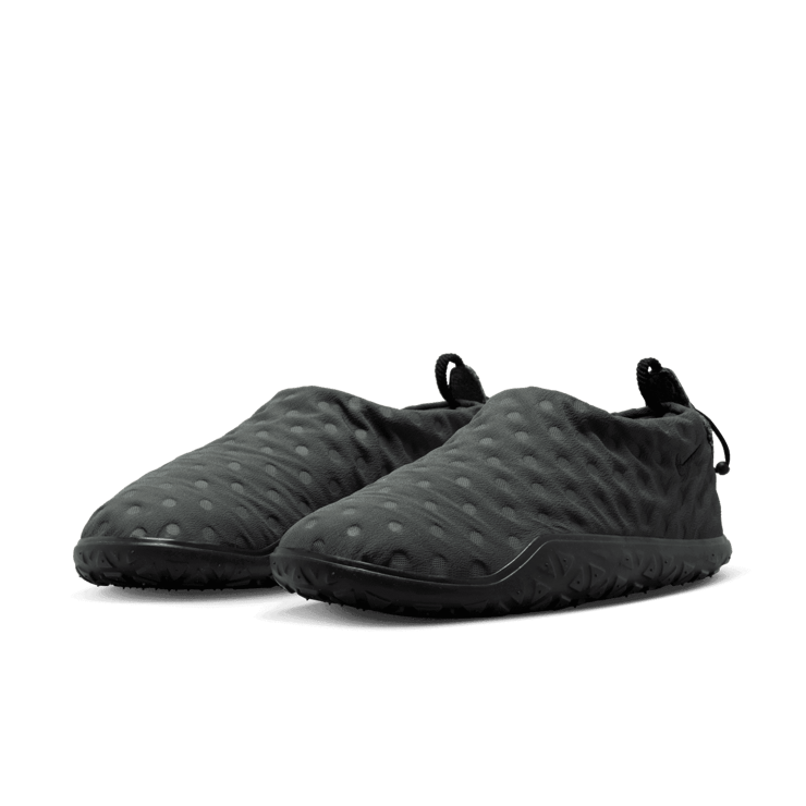 Nike ACG Moc Black Dots Angle 2