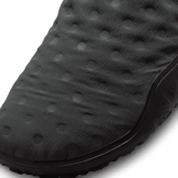 Nike ACG Moc Black Dots Angle 4
