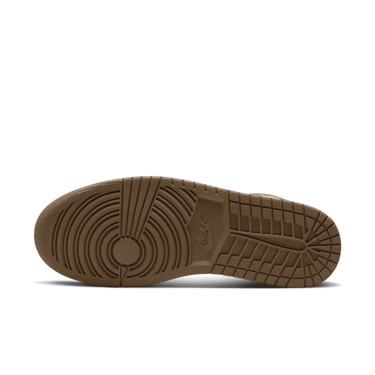 Air Jordan 1 Mid Purple Mocha Angle 0