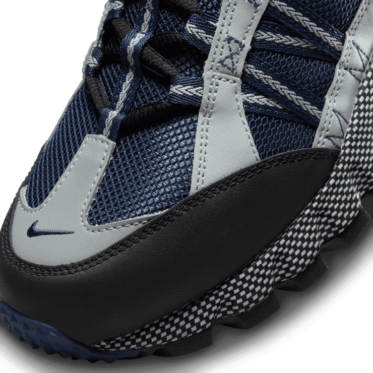 Nike Air Humara Faded Spruce Angle 4