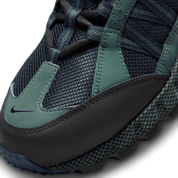 Nike Air Humara Midnight Navy Angle 4