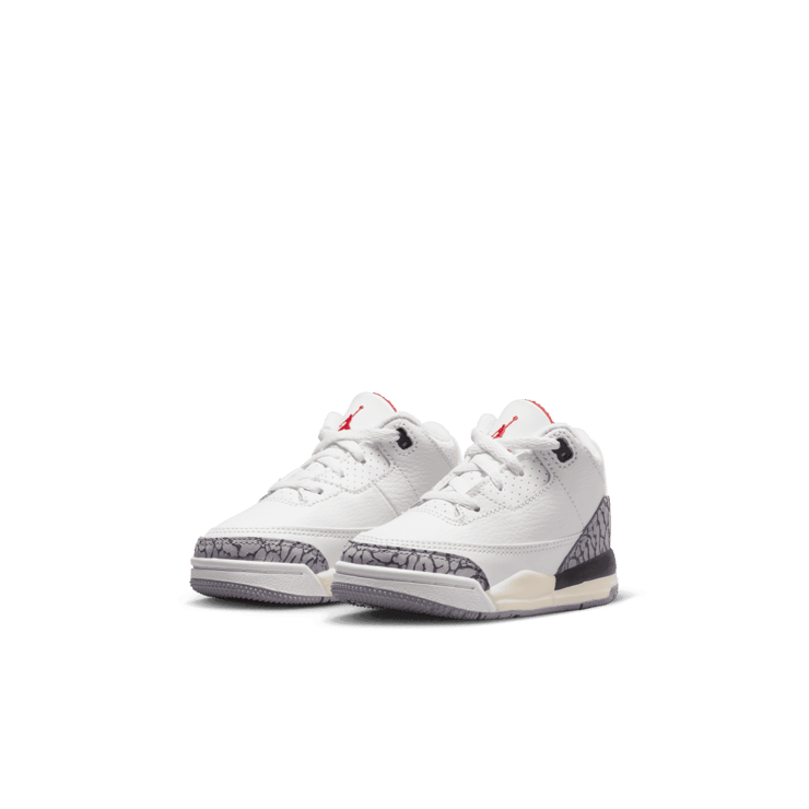Air Jordan 3 Reimagined White Cement (TD) Angle 2