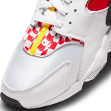 Nike Air Huarache Liverpool Angle 4