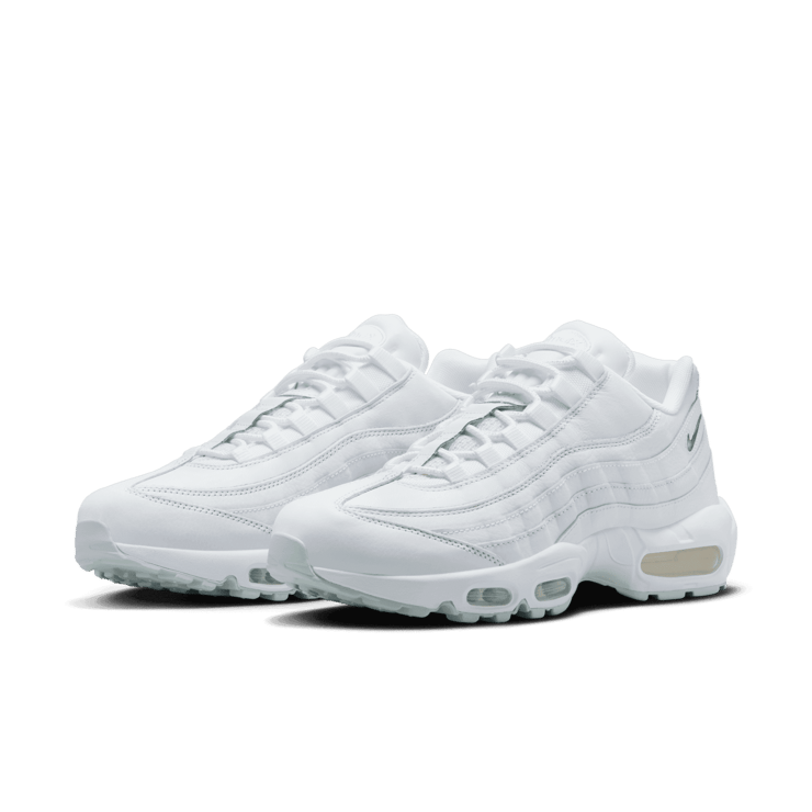 Nike Air Max 95 White Igloo Angle 2