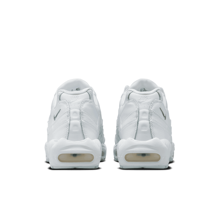 Nike Air Max 95 White Igloo Angle 3