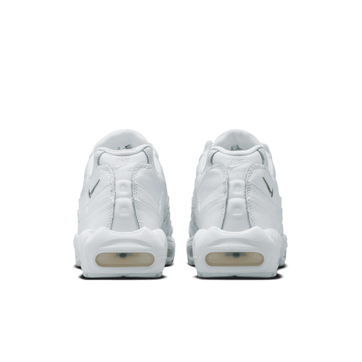 Nike Air Max 95 White Igloo Angle 3