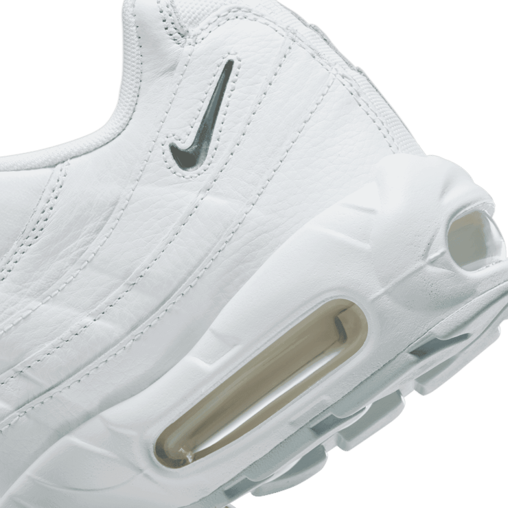 Nike Air Max 95 White Igloo Angle 5
