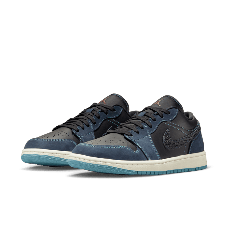 Air Jordan 1 Low SE Black Midnight Navy (W) Angle 2