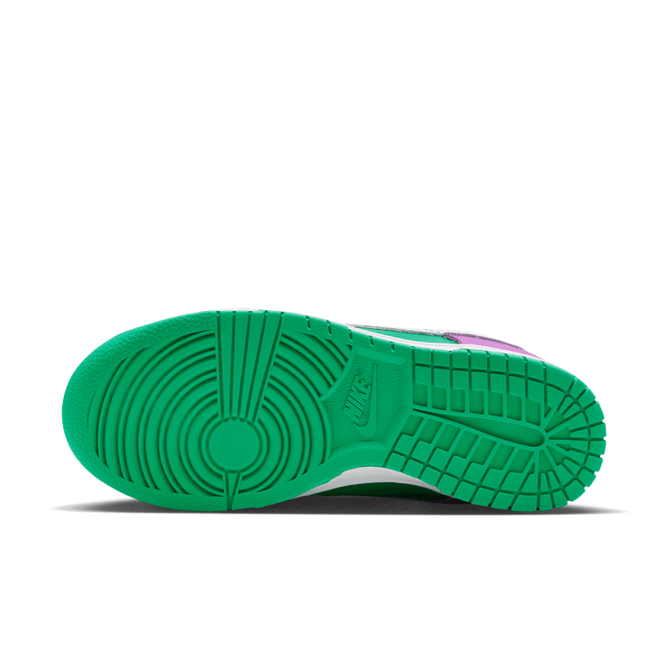 Nike Dunk Low Stadium Green Fuchsia (W) Angle 0