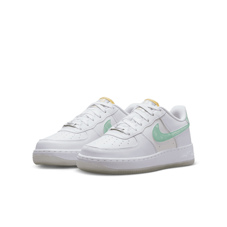 Nike Air Force 1 Low Paisley Pastel (GS) Angle 2