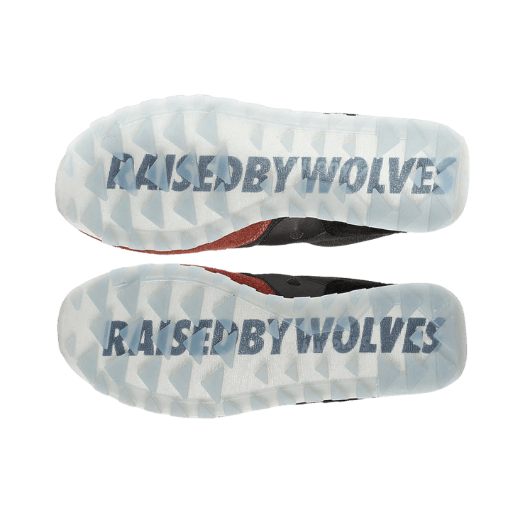 Saucony Jazz 81 Raised By Wolves Angle 2