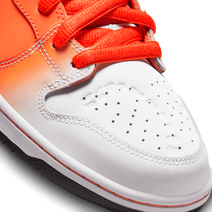 Nike SB Dunk High Trick Or Treat Angle 9