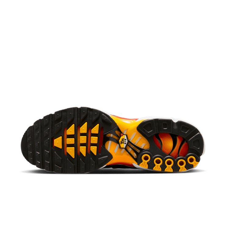 Nike Air Max Plus Yellow Pink Gradient Angle 0