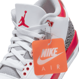 Air Jordan 3 OG Fire Red (2022) Angle 6