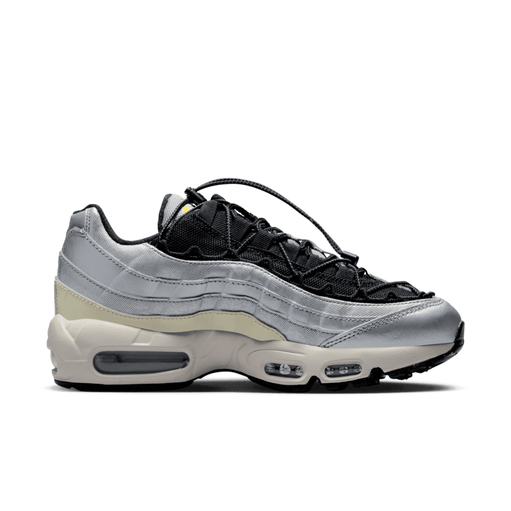 Nike WMNS Air Max 95 Toggle Metallic Silver Angle 1