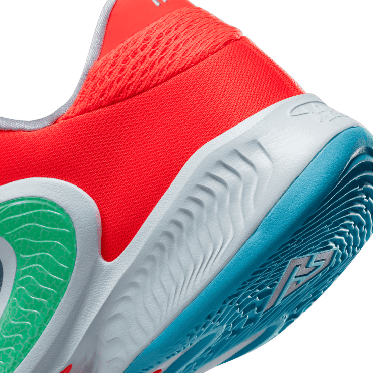 Nike Zoom Freak 4 Indigo Haze Baltic Blue Bright Crimson Angle 5