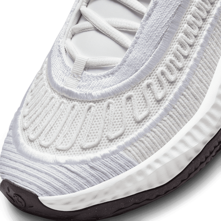 Nike Cosmic Unity 3 Summit White Angle 4