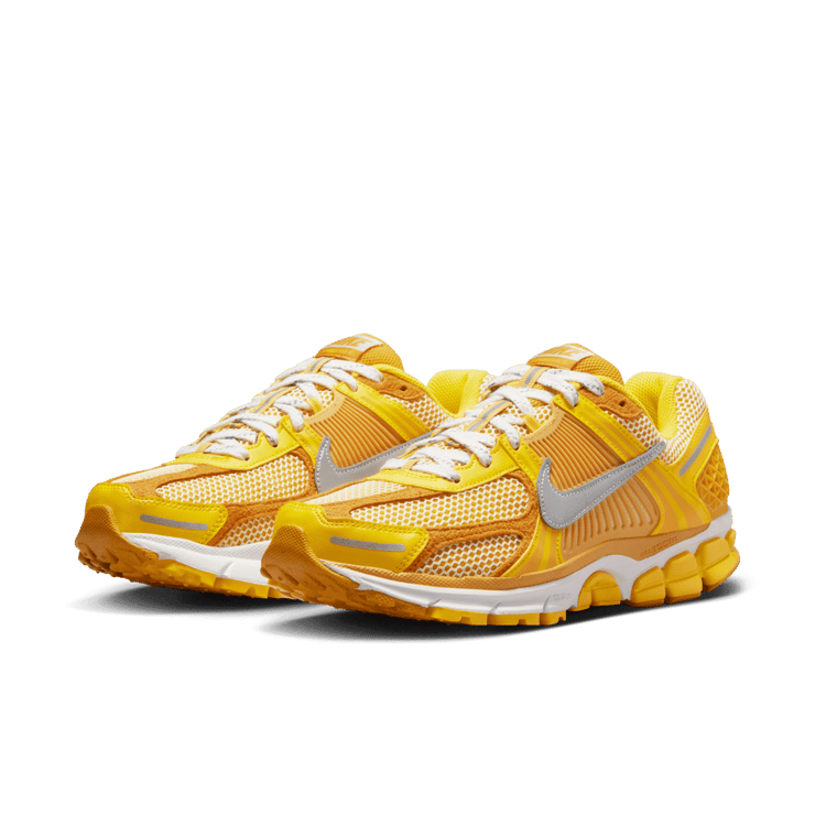 Nike Zoom Vomero 5 Premium Ochre Angle 2