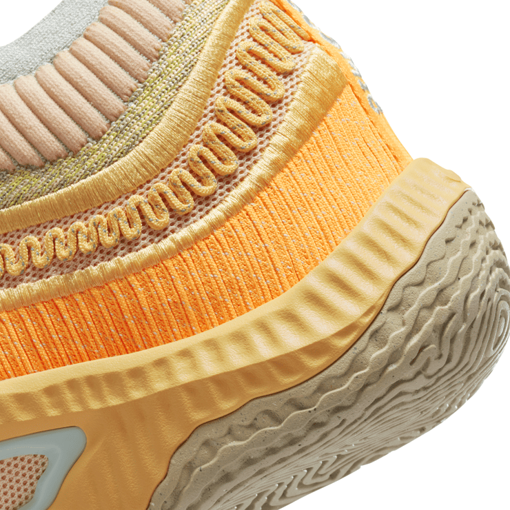 Nike Cosmic Unity 3 Pale Vanilla Topaz Gold Angle 2