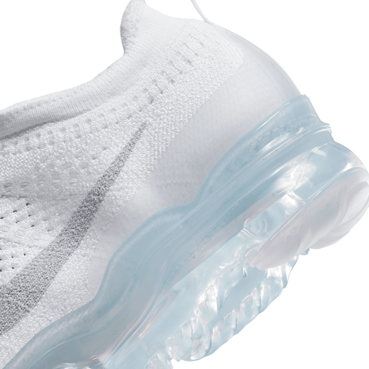 Nike Air VaporMax 2023 Flyknit White Pure Platinum (W) Angle 3