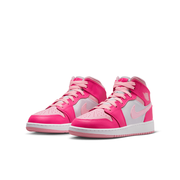 Air Jordan 1 Mid Medium Soft Pink Fierce Pink (GS) Angle 2