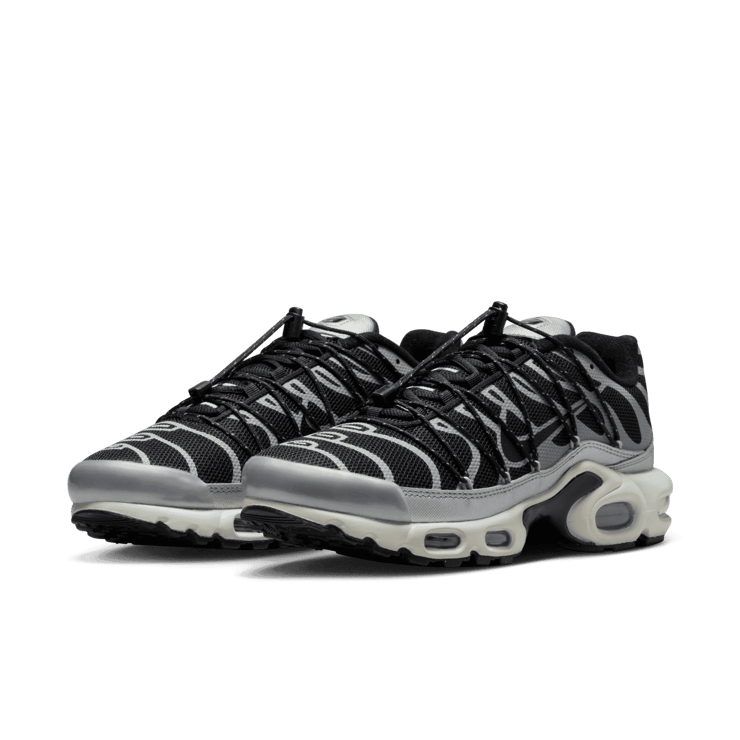 Nike Air Max Plus Toggle Metallic Silver (W) Angle 3