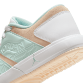 Air Jordan Nu Retro 1 Low Guava Ice Jade Ice (GS) Angle 5