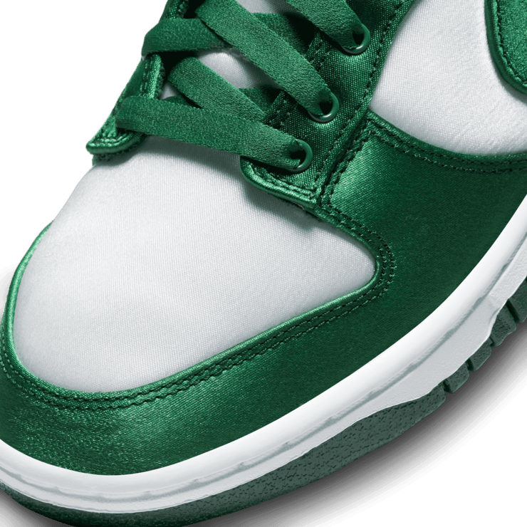 Nike Dunk Low Satin White Team Green (W) Angle 4