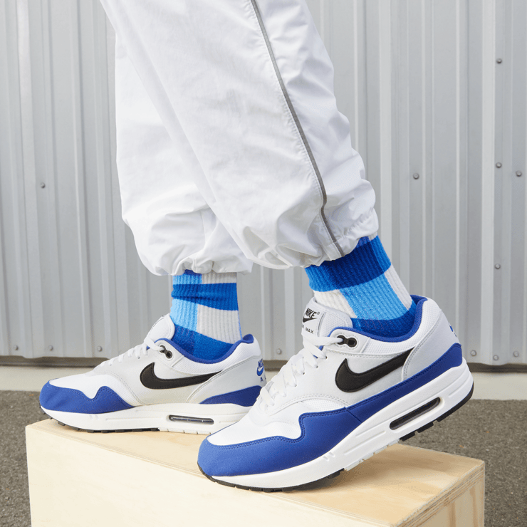 Nike Air Max 1 Deep Royal Blue Angle 0